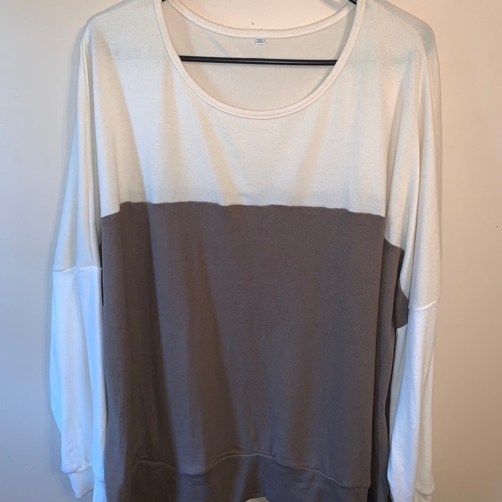 3 toned long sleeve shirt